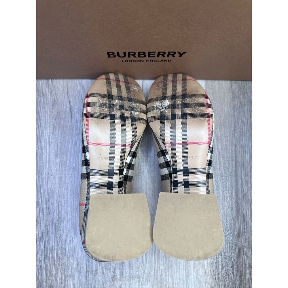 Burberry Joy Vintage Check Block Heel Round Toe Pumps Beige Size 38 $750 - Picture 11 of 16